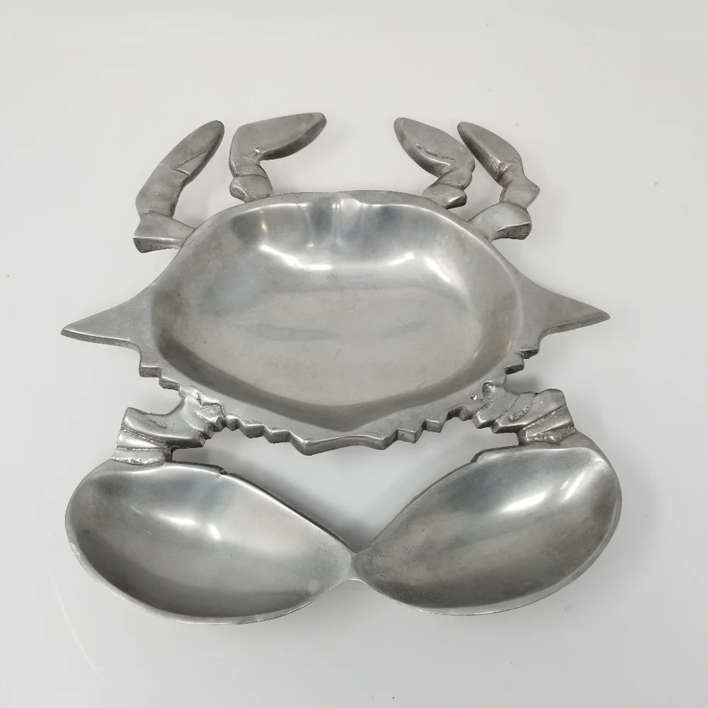 Wilton Armetale crab shape